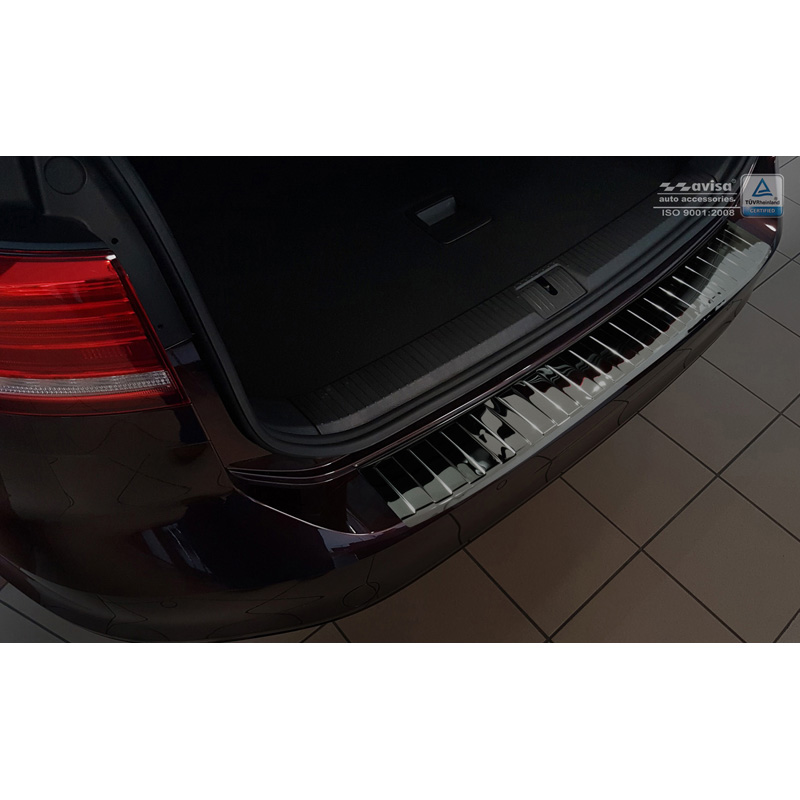 Black Mirror Stainless Steel Rear bumper protector  Volkswagen Passat 3G Variant 2014-2023 incl. Alltrack 'Ribs'