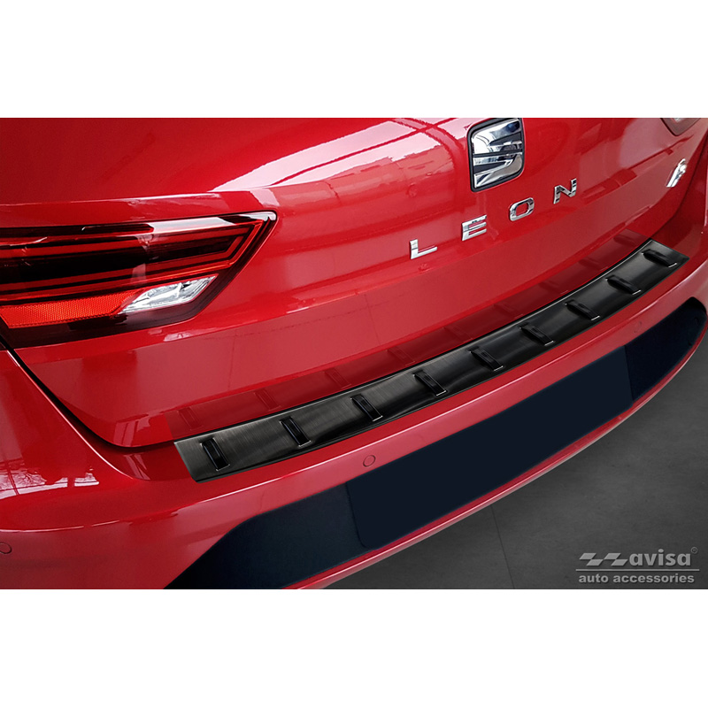 Zwart RVS Achterbumperprotector  Seat Leon ST (5F) 2013-2017 & Facelift 2017-2020 'STRONG EDITION'