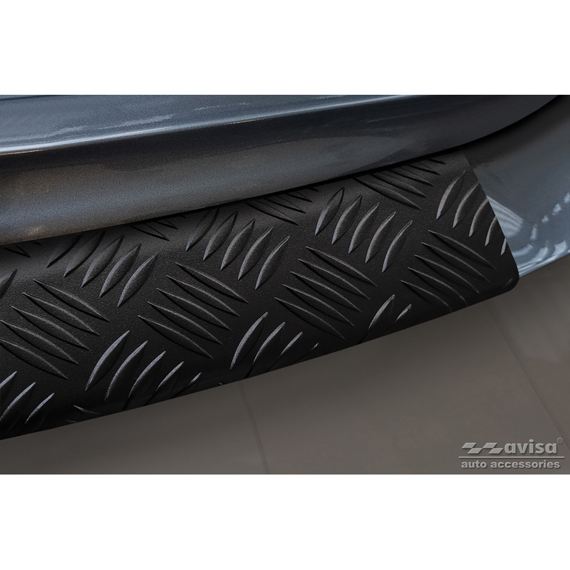 Matt Black Aluminum Rear bumper protector  Nissan X-Trail III (T32) Facelift 2017-2021 'Riffled Plate'