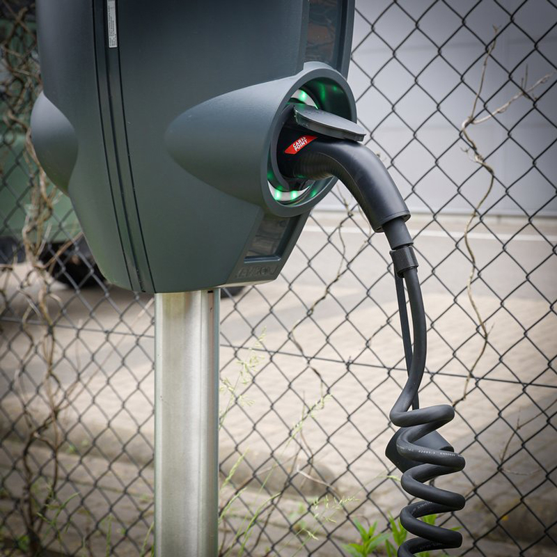 Câble de charge à spirale Carpoint pour véhicule électrique Type 2>2 16 AMP triphasé 6 mètres