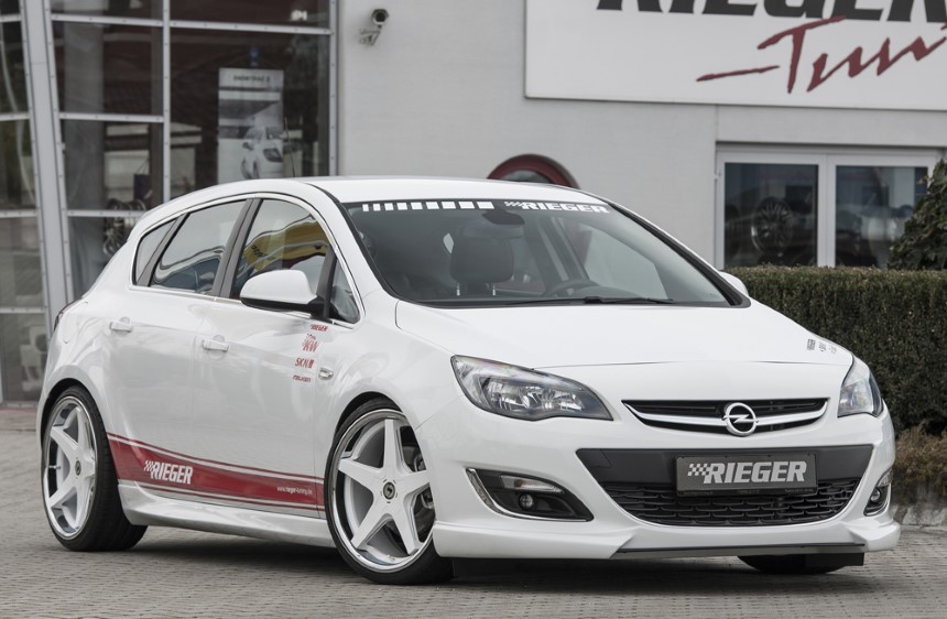 Voorspoilerlip Opel Astra J Rieger facelift