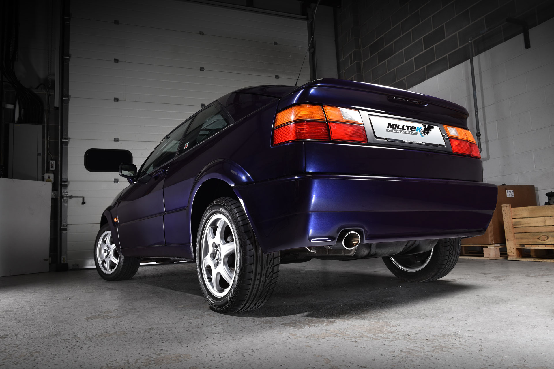 VW Golf Corrado 1.8 G60 Cat-back Non-resonated (louder) met Polished Oval Tip