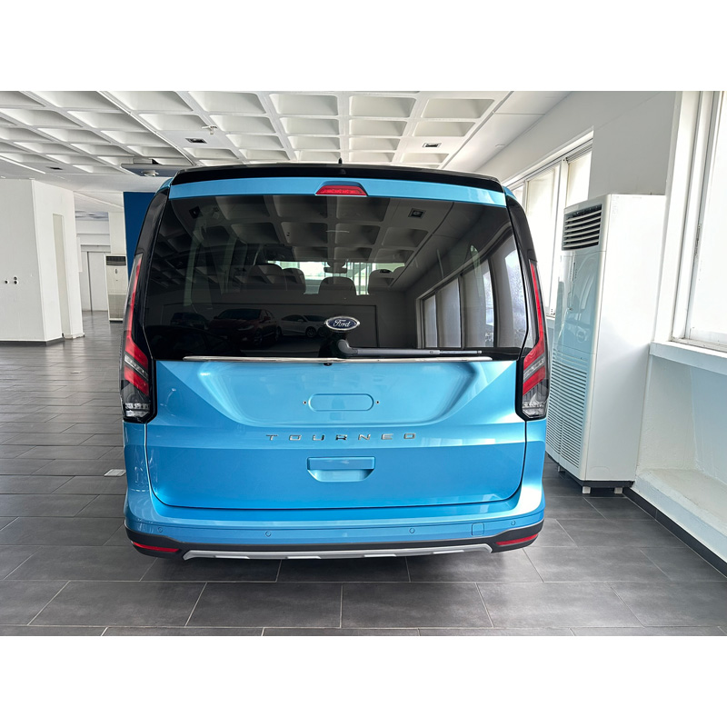 Roof spoiler  Ford Tourneo Connect 2022- & Volkswagen Caddy 2020- (with tailgate) (PU)