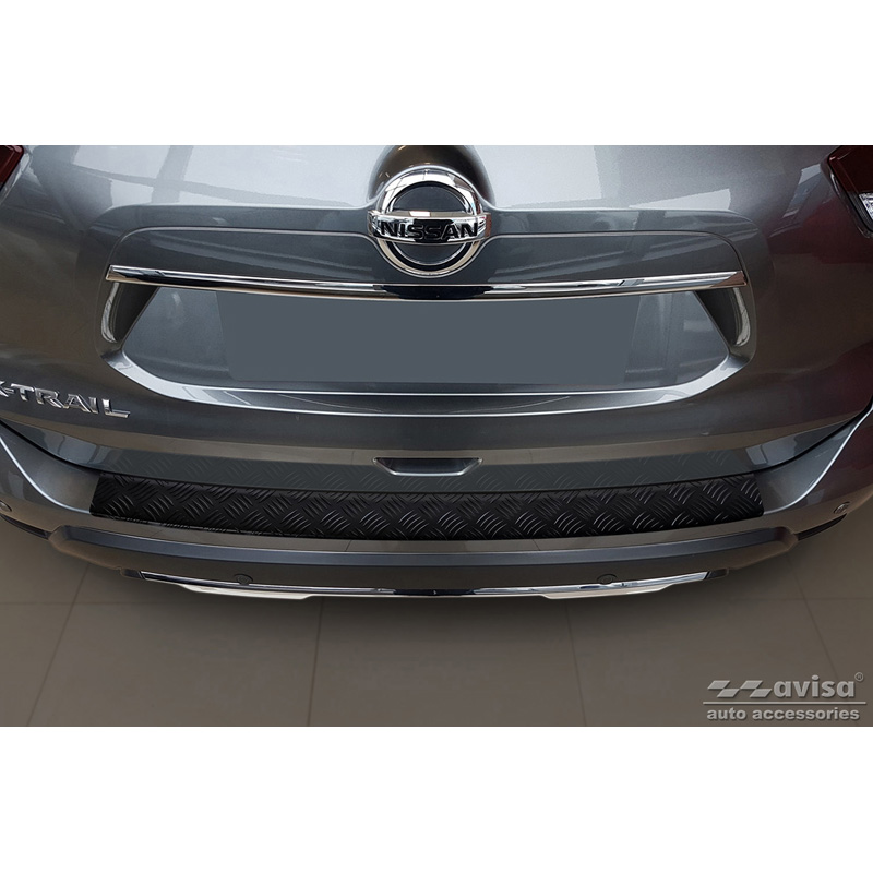 Matt Black Aluminum Rear bumper protector  Nissan X-Trail III (T32) Facelift 2017-2021 'Riffled Plate'