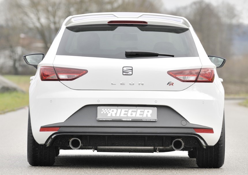 Diffuser Seat Leon F5 FR Rieger sportuitlaat links + rechts glans zwart