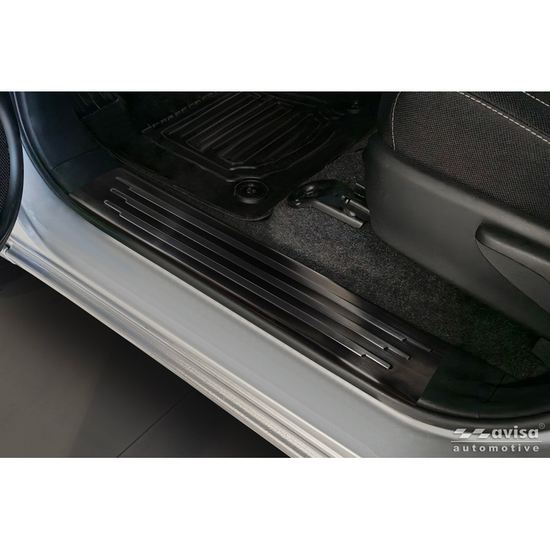 Avisa Black Inox door sill protectors  Toyota Hilux VIII Facelift 2020- - 'Lines' - 4-pieces
