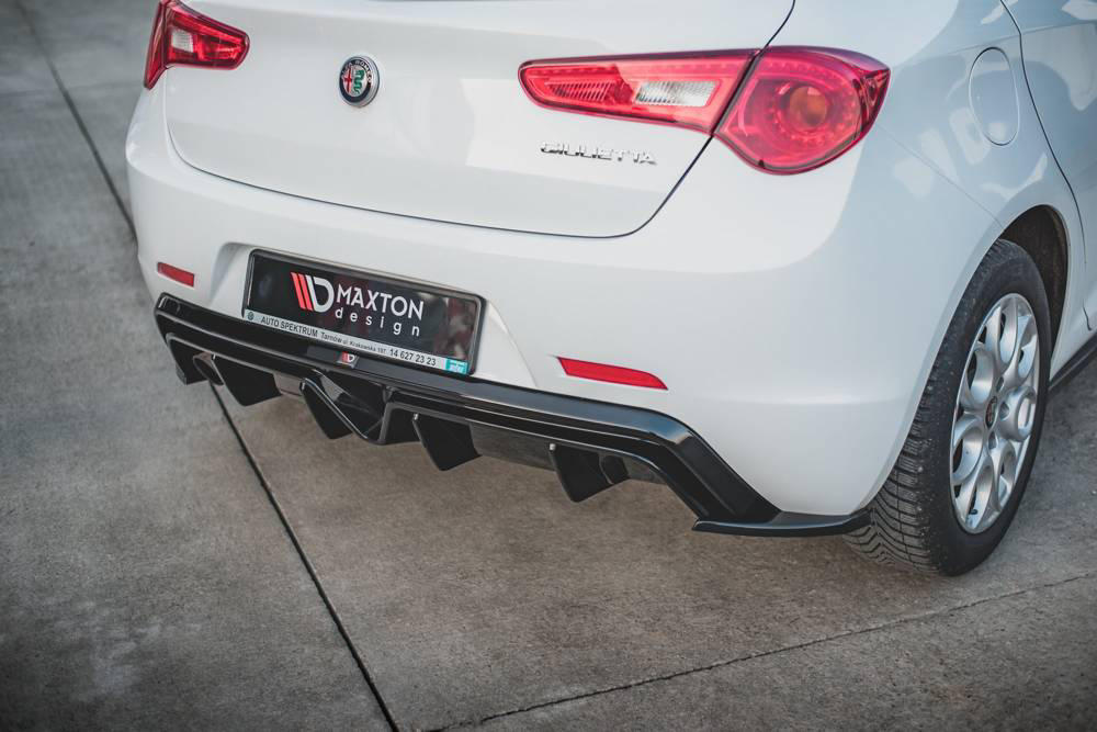 Achter Zijsplitters Alfa Romeo Giulietta Facelift Glanzend Zwart V.3