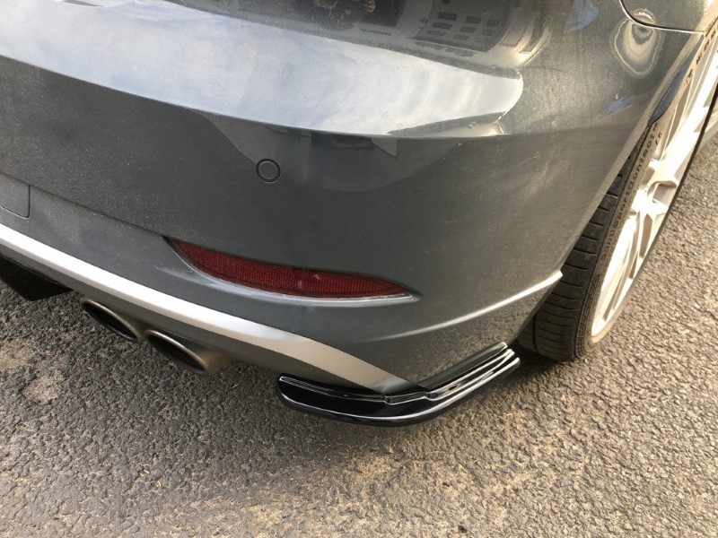 Achterzij Spoilers Audi S3 8V FL Sportback Glanzend zwart