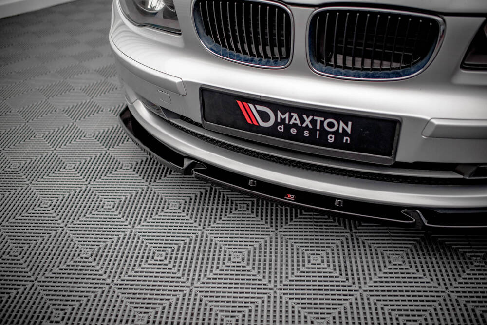 Voorspoiler V.3 BMW 1 Serie E87 FL Maxton Glans Zwart