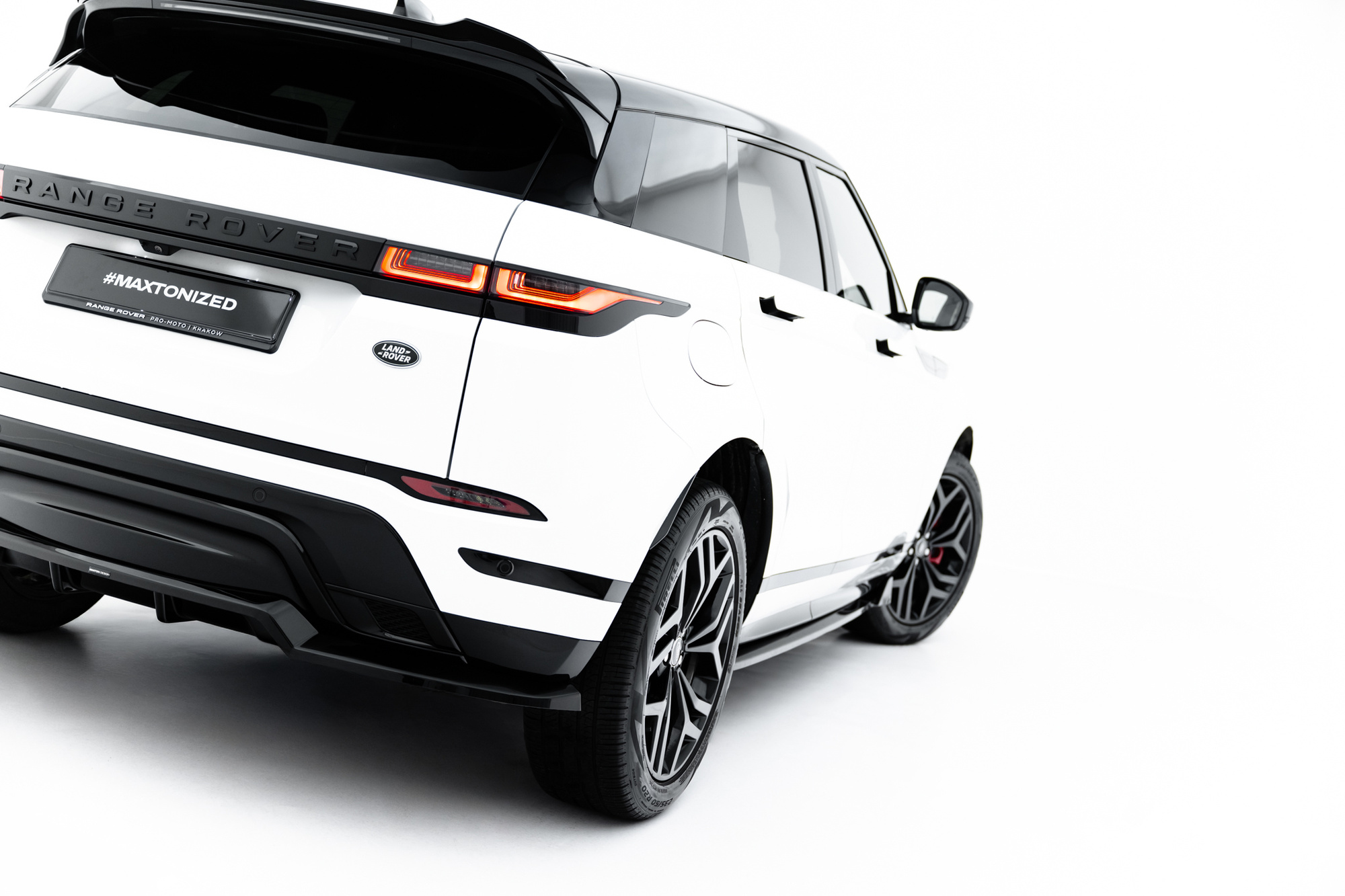 Bodykit Land Rover Range Rover Evoque Dynamic Mk2 (2018–2023) Glans Zwart