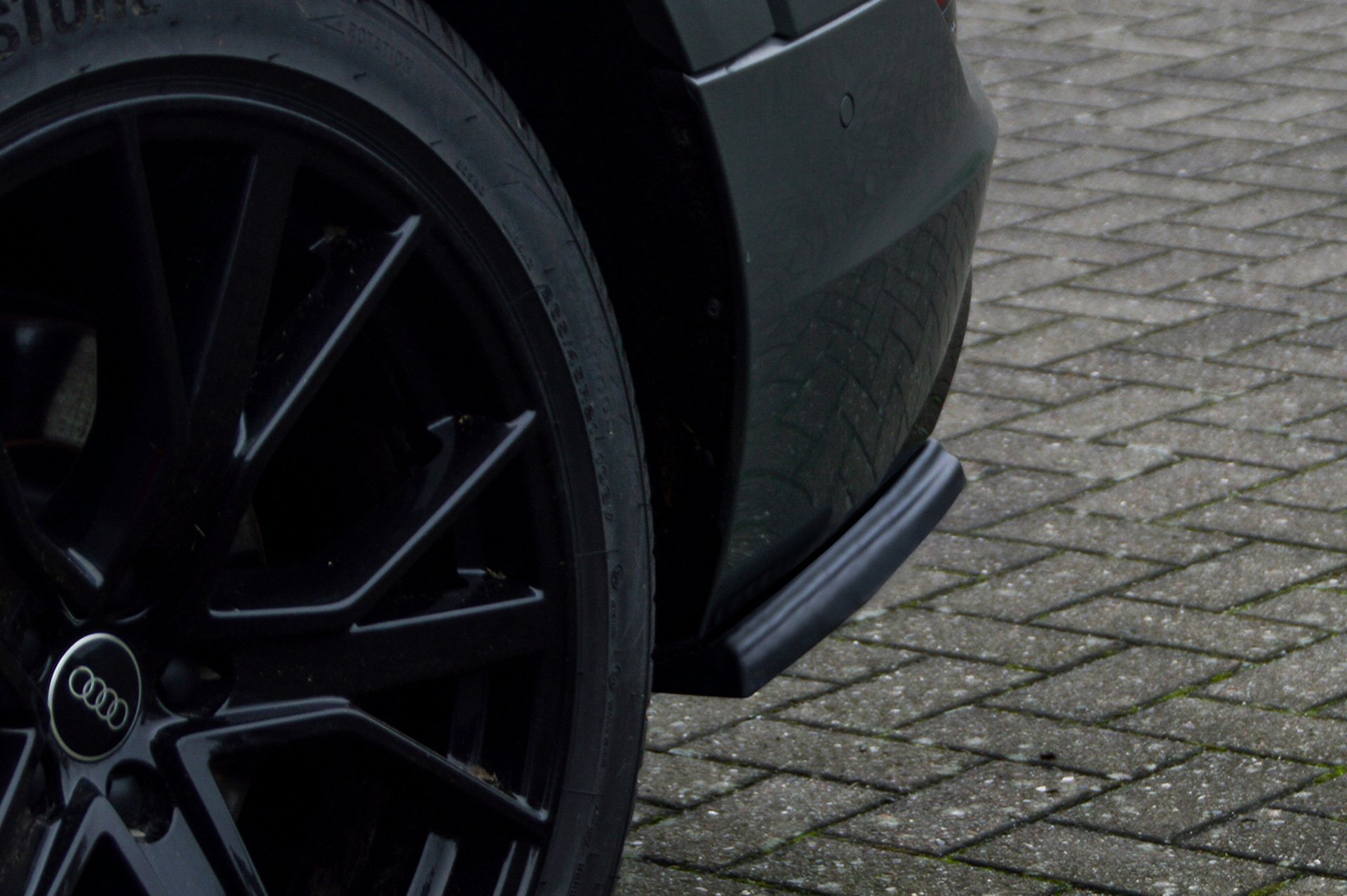 Zijdiffuser Audi E-Tron S-Line IN Tuning Glans Zwart
