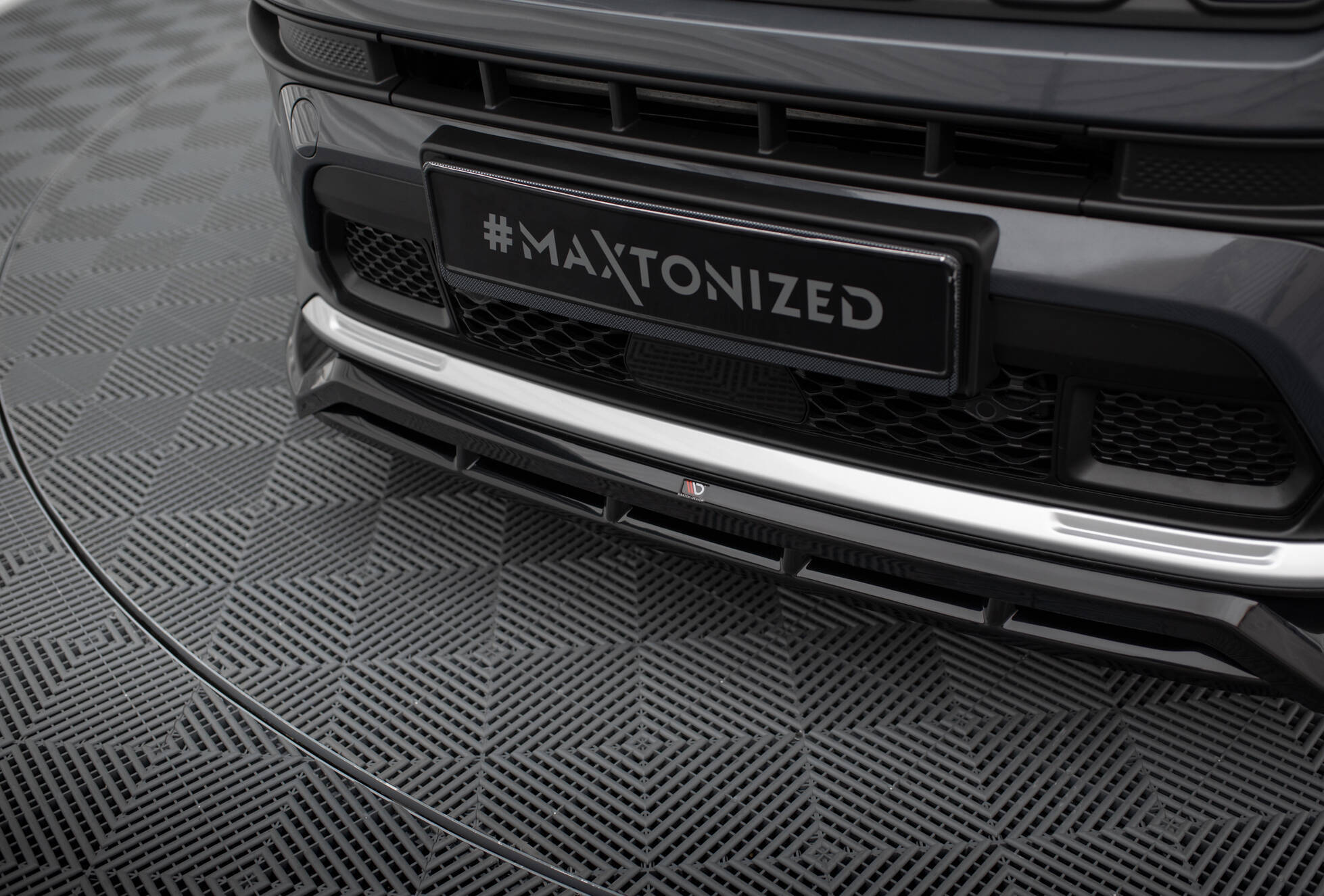 Bodykit Jeep Compass Limited MK2 Facelift Maxton Glanzend zwart