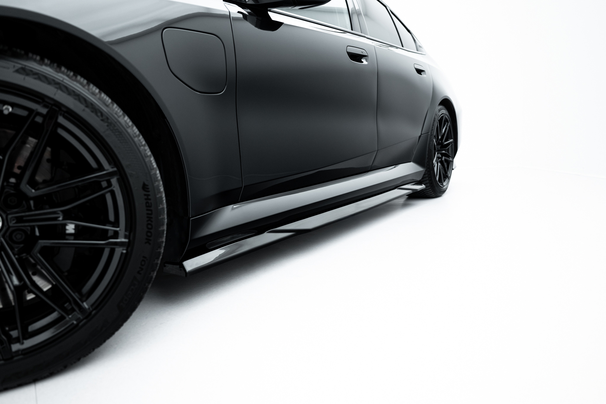Zijskirts BMW M5 Sedan / touring G90 Maxton