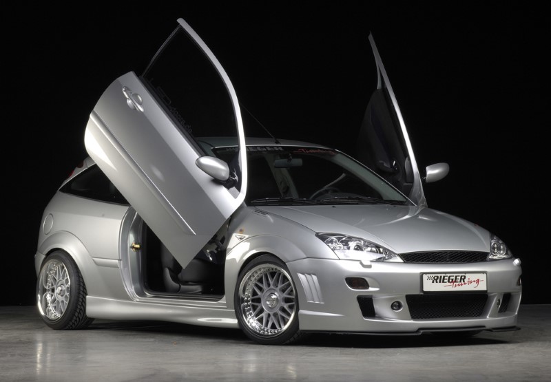 Sideskirts Ford Focus 5 Doors