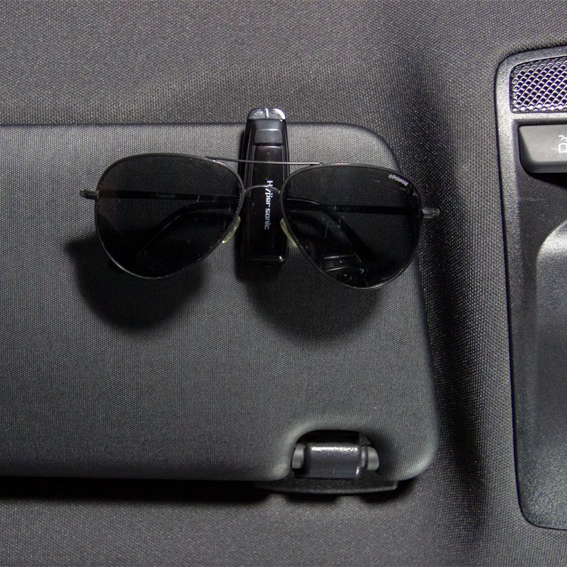 Universal Sunglasses & Ticket Holder 68x18x43mm