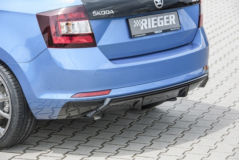 Achterbumper Diffusor Glossy Black Skoda Rapid Spaceback NH