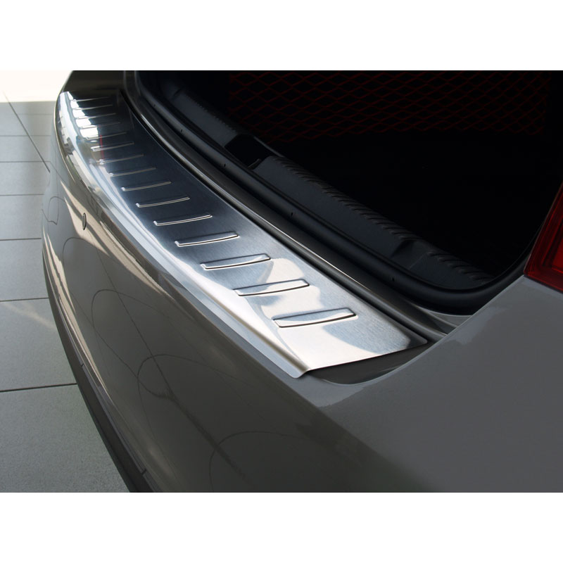 Stainless Steel Rear bumper protector  Skoda Rapid 2012-2017 & FL 2017- 'Ribs'