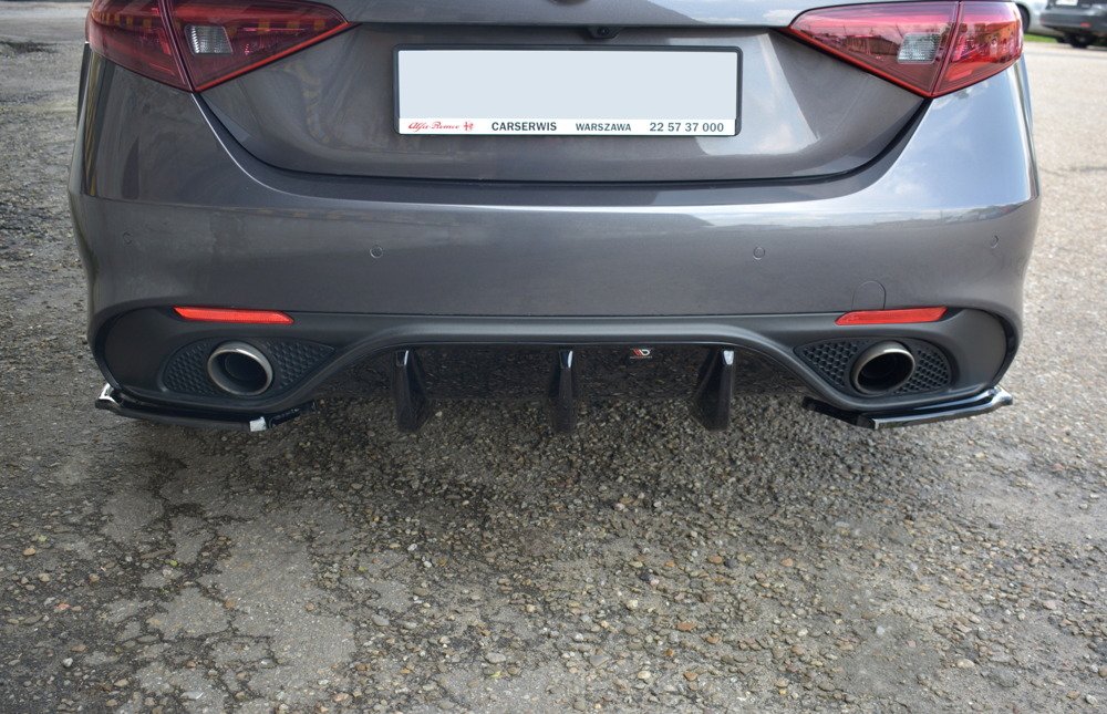 Diffuser Alfa Romeo Giulia Veloce Maxton Glans Zwart