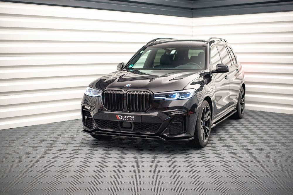 Voorspoiler V.1 BMW X7 G07 Maxton Glans Zwart