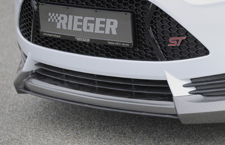 Spoilerzwaard Ford Focus 3 ST Rieger carbon-look