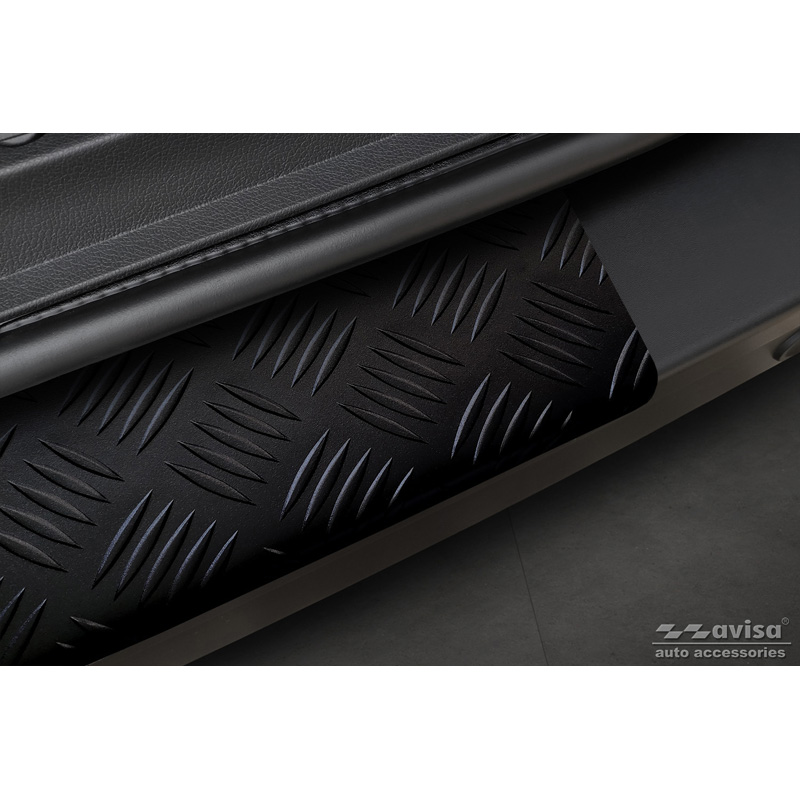 Matt Black Aluminum Rear bumper protector  Opel Movano / Renault Master II 2010-2018 & 2018-2021 'Riffled Plate'