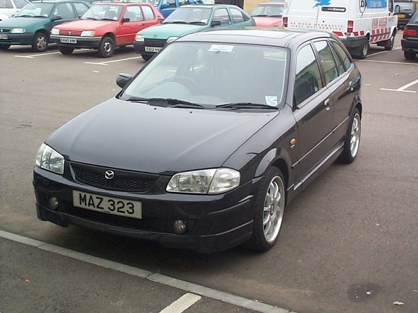 Pipercross Mazda 323 2.0 16v 11/00-Standard Luchtfilter