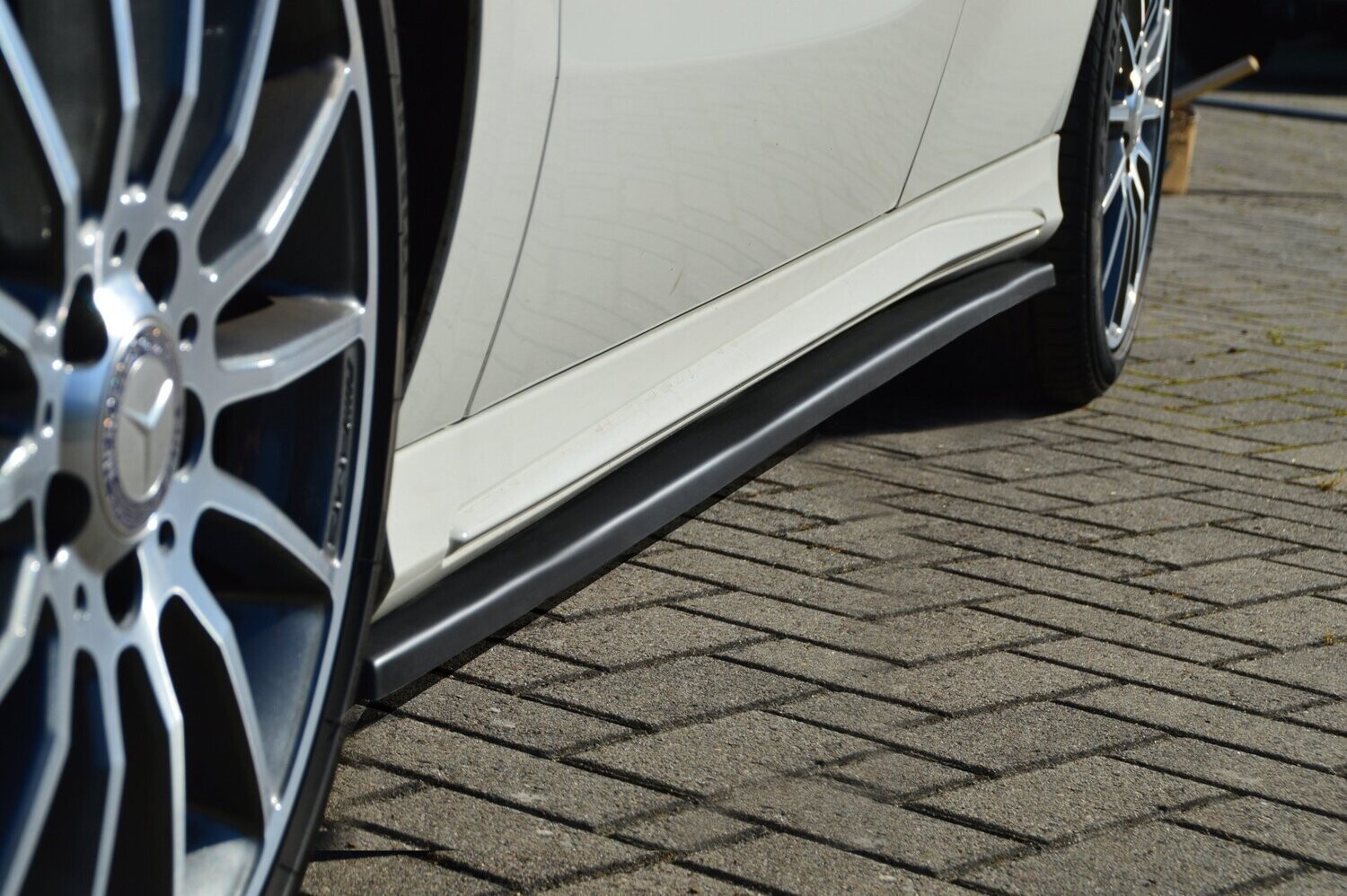 Zijskirts A-Klasse, W176 met AMG Line pakket + A45 AMG