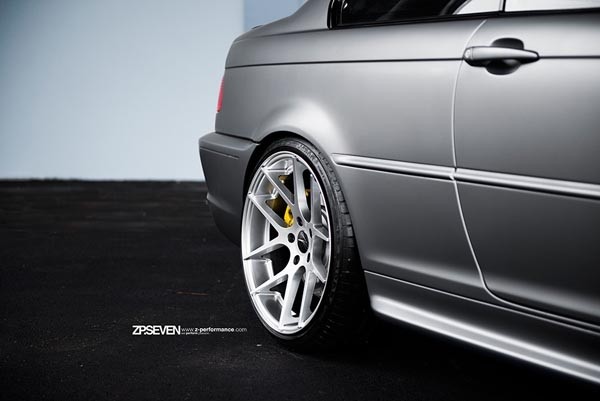 Z-Performance Seven Hyper Silver 9,5x19 5x120 ET35 Velgen