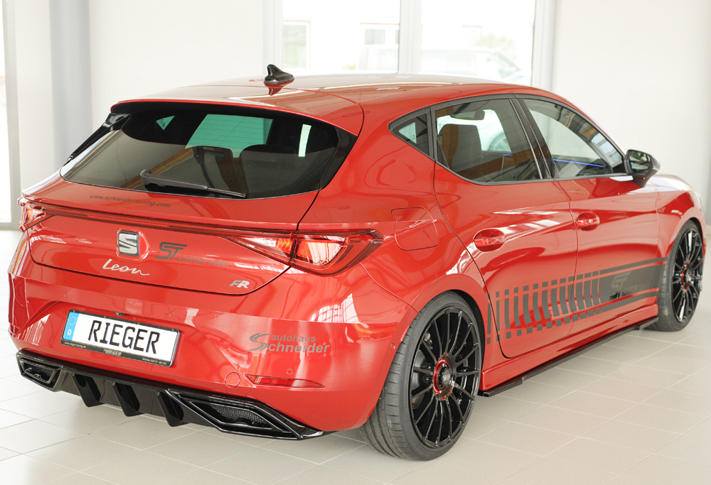 Zijskirts Seat Leon KL Rieger glans zwart