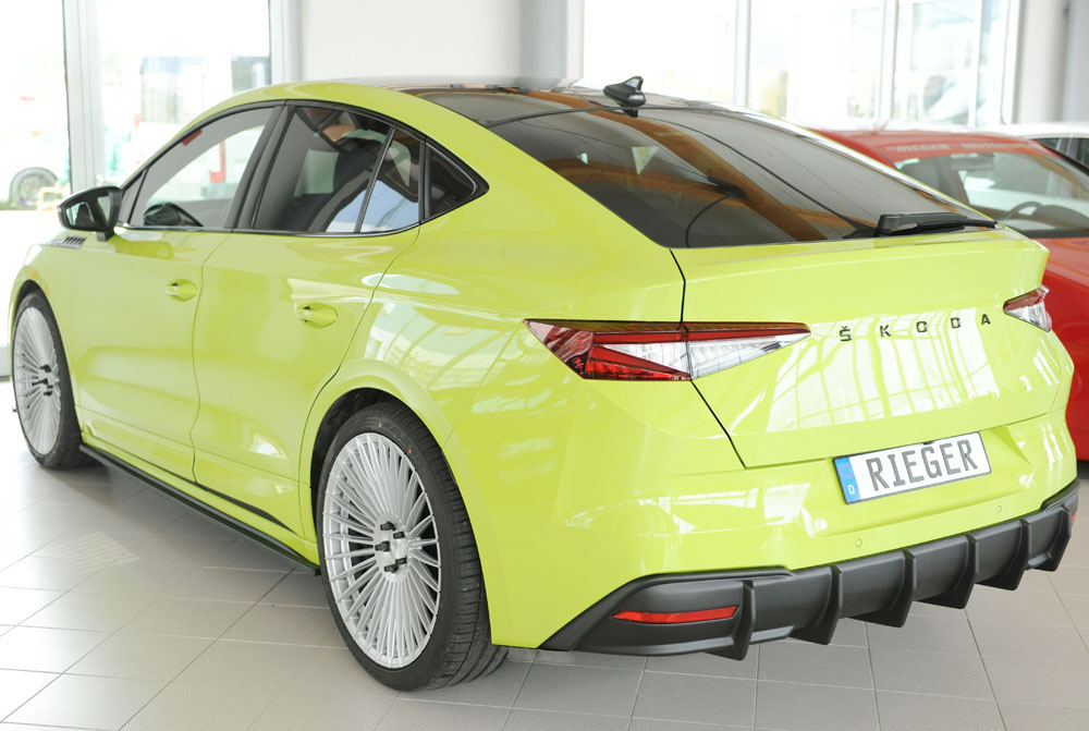 Achterdiffuser Skoda Enyaq iV (NY): 10.20-01.2025 glans zwart