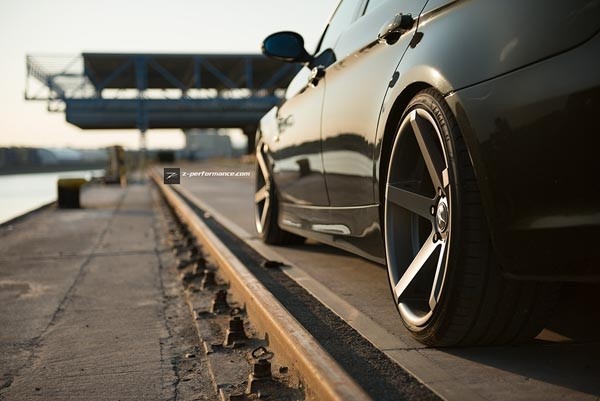 Z-Performance Six Matte Gunmetal 10x20 5x120 ET35 Velgen