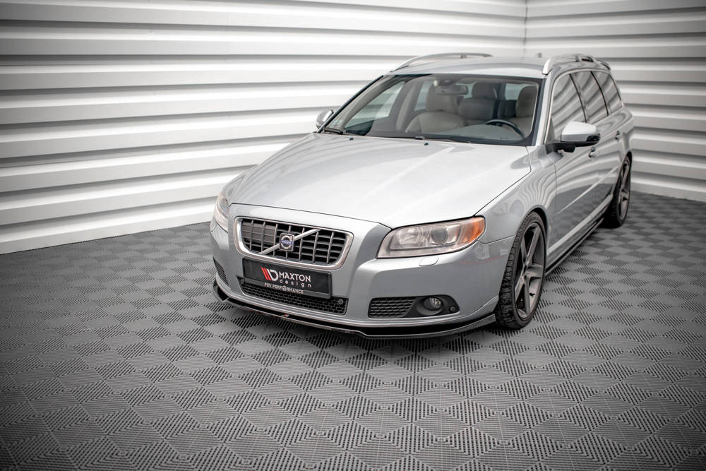 Voorspoiler V.2 Volvo V70 MK3 Maxton Glans Zwart