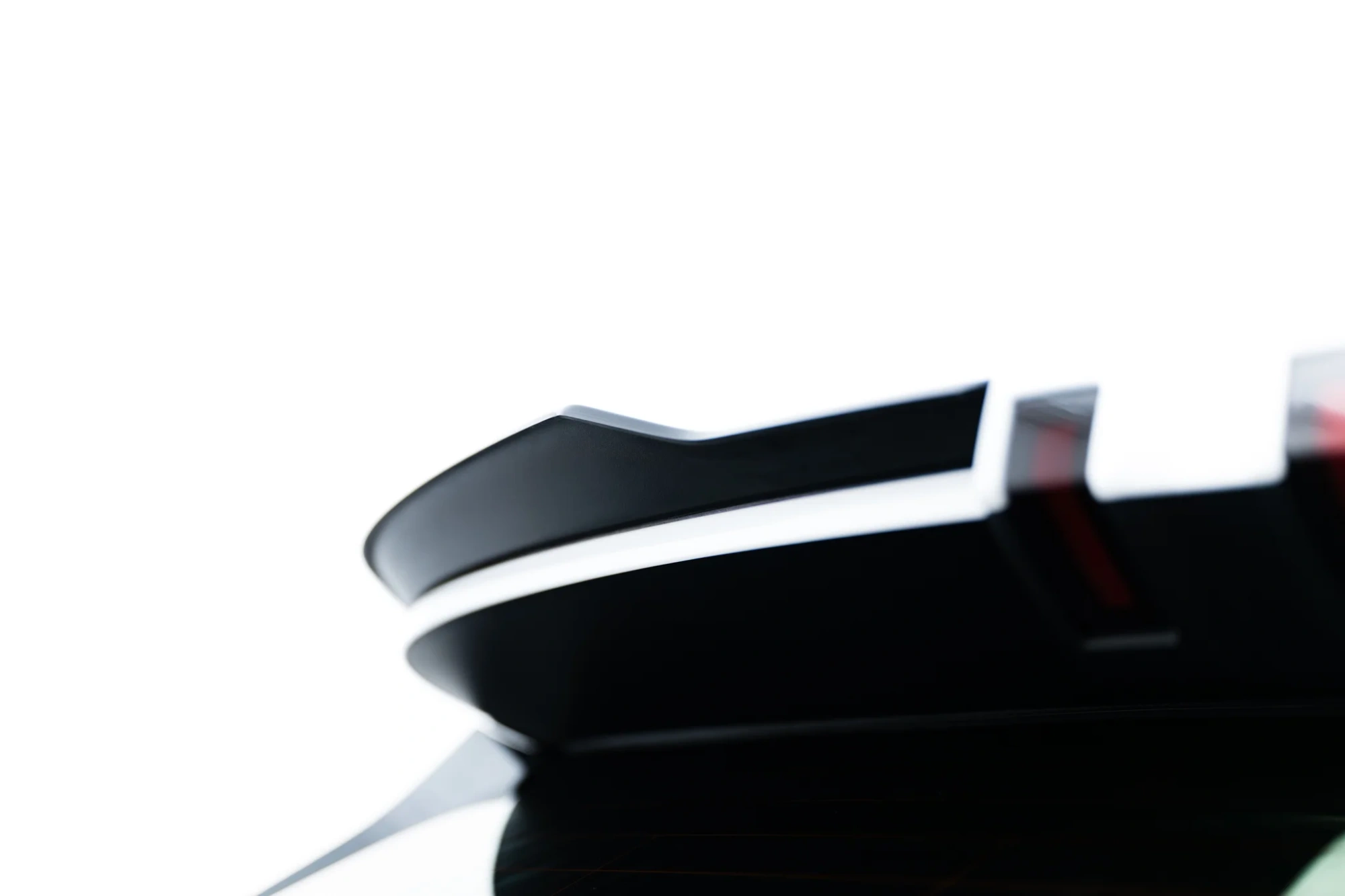 Upper Spoiler Cap Omoda 9 Mk1 Maxton Glanzend Zwart