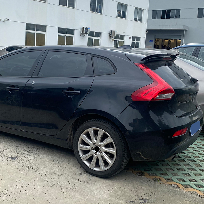 Dakspoiler (Spoiler Cap)  Volvo V40 2012-2019 incl. R-Design (ABS Glanzend zwart)