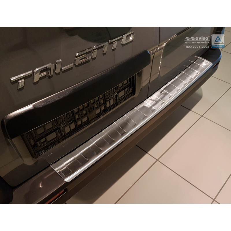 Stainless Steel Rear bumper protector  Opel Vivaro 2014-2019 & Renault Trafic 2014-2019 & FL  2019- / Fiat Talento 2016- / Nissan NV300 2016-2019 & FL 2019-2021 & FL 2021- 'Ribs' (Long 118cm)