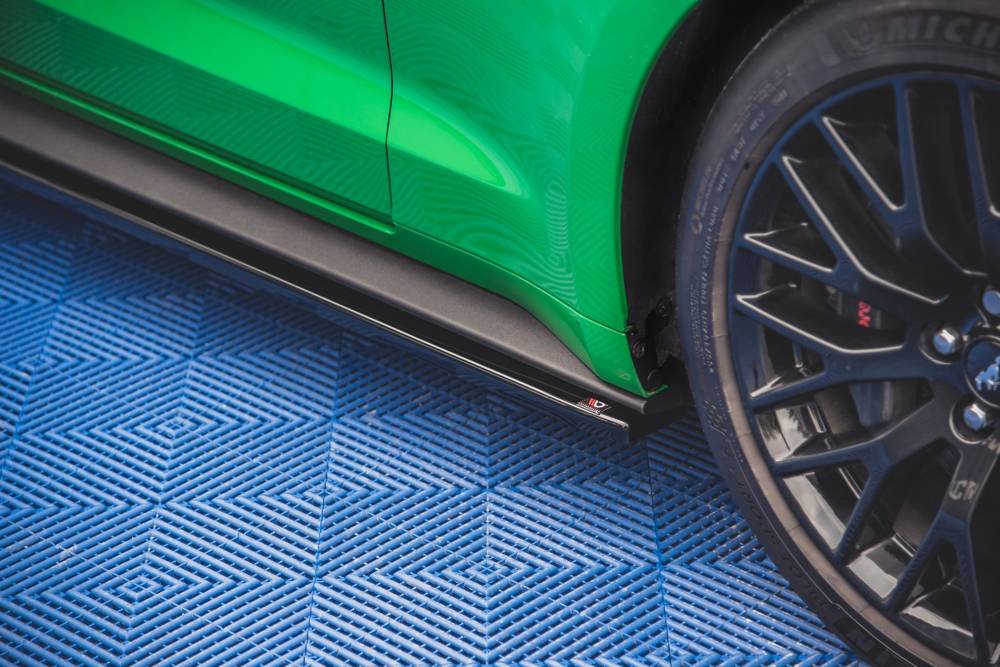 Zijskirts met Canards Ford Mustang GT MK5 FL Maxton Glans Zwart