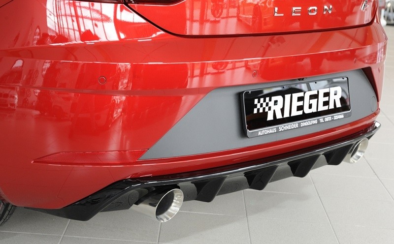 Achterbumper Diffusor Rieger Glossy Black Seat Leon FR 5F 2017-
