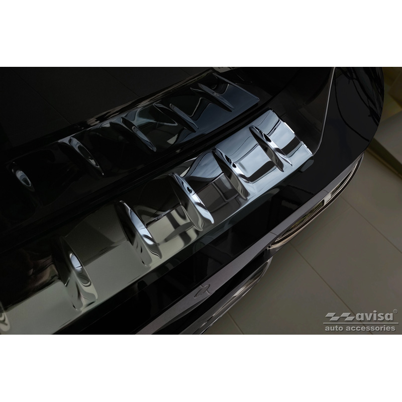 Black Mirror Stainless Steel Rear bumper protector  BMW 7-Series (G70) 2023- with M-Pakage 'Ribs'