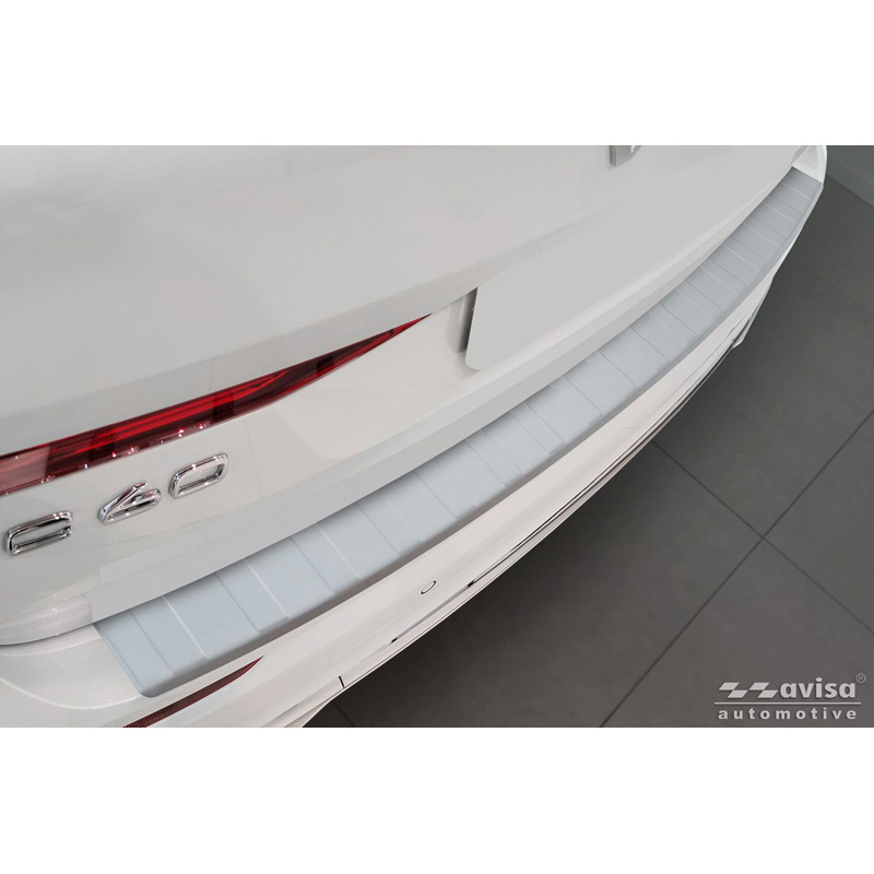 Avisa Stainless Steel Powdercoated Rear bumper protector  Volvo XC60 II 2017-2021 & FL 2021- incl. R-Design 'Soft Silver'