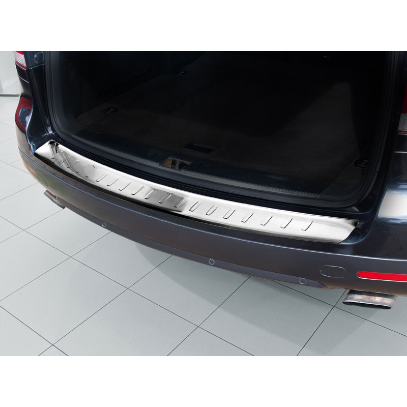 Stainless Steel Rear bumper protector  Volkswagen Touareg 2007-2010 'Ribs'
