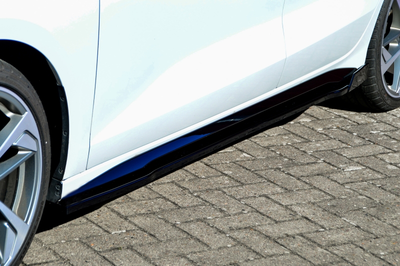 Zijskirts Audi A3 8Y S3 S-Line Limousine Glans Zwart
