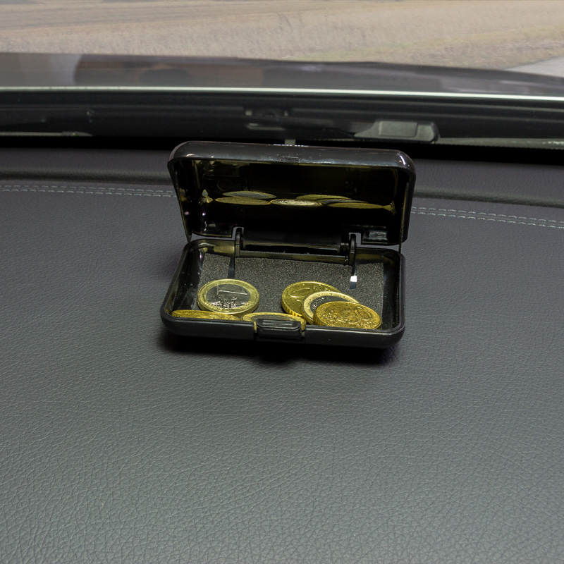 Universal Coin box 8,2x7x3,5cm