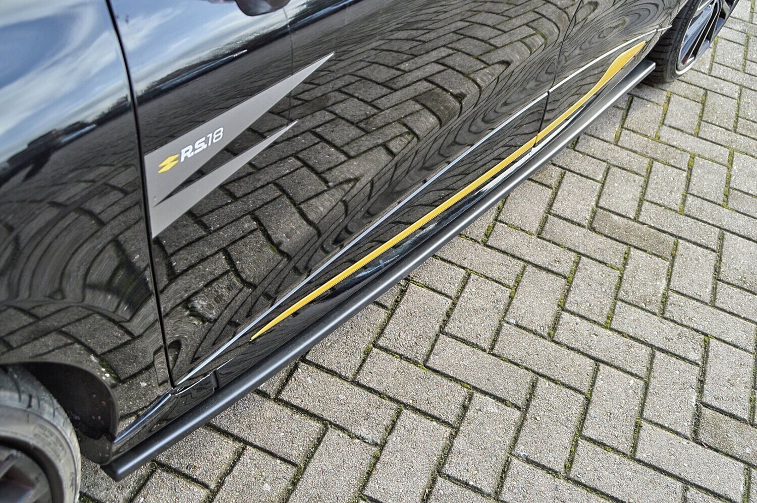 Zijskirts Renault Clio IV RS / GT / GT-Line Glans Zwart