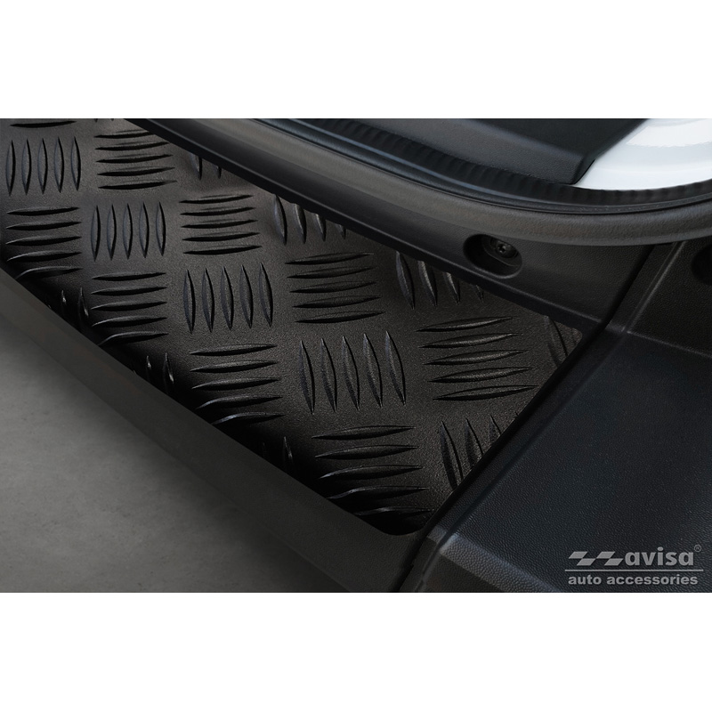 Matt Black Aluminum Rear bumper protector  Volkswagen Crafter & MAN TGE 2017- 'Riffled Plate'