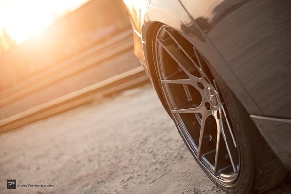 Z-Performance Seven Hyper Black 8,5x20 5x120 ET35 Velgen