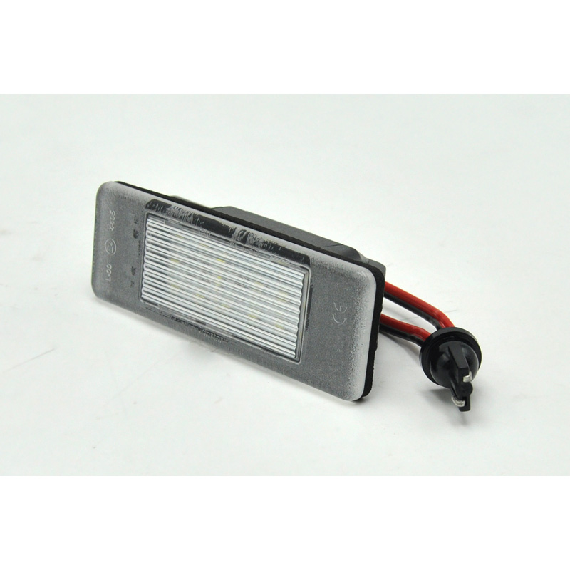 Set LED Nummerplaatverlichting  Mercedes/Nissan diverse modellen
