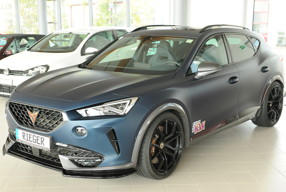 Voorspoiler Cupra Formentor Rieger Design glans zwart