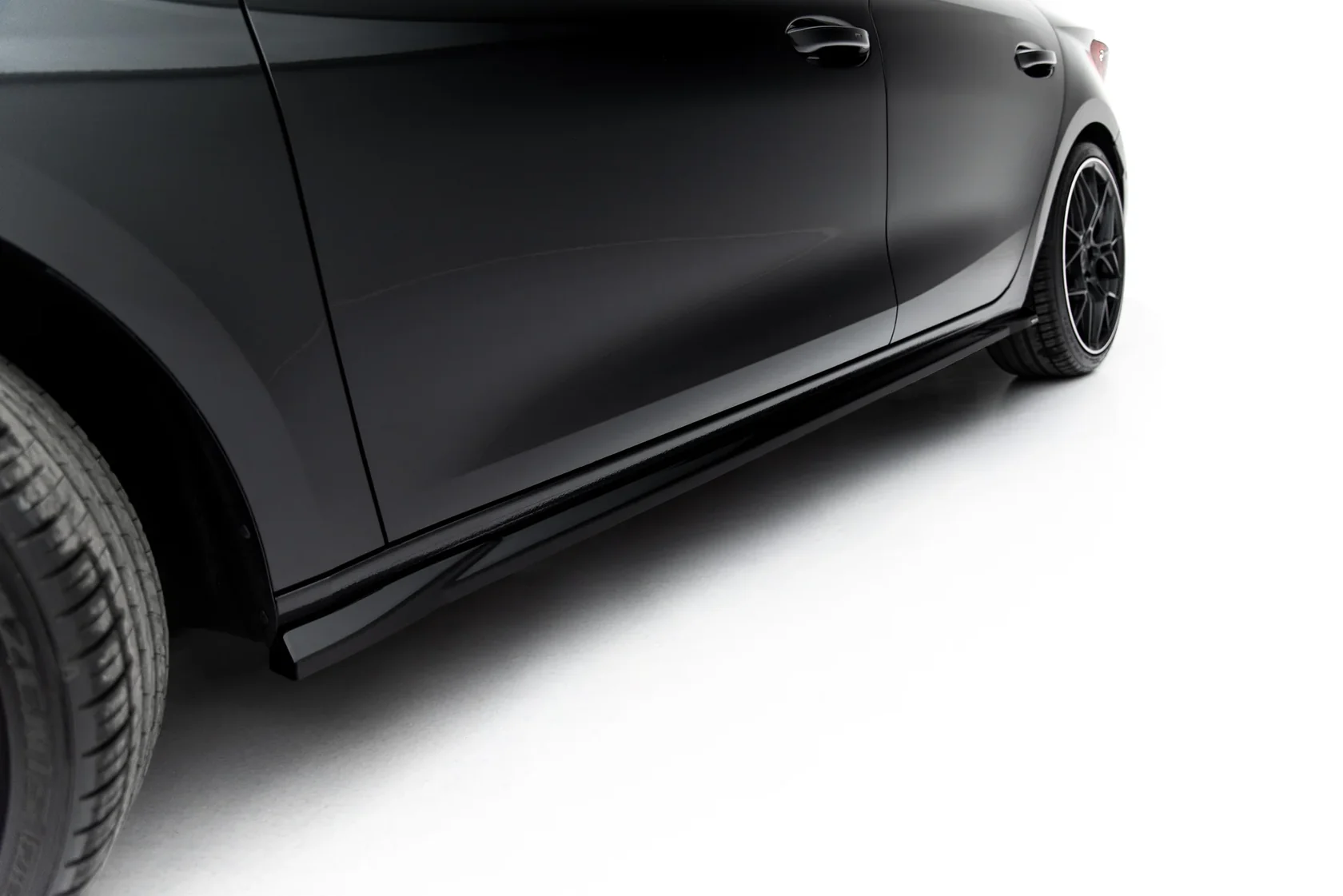 Side Skirts Diffusers V.2 Cupra Leon ST / Hatchback Mk1 Facelift