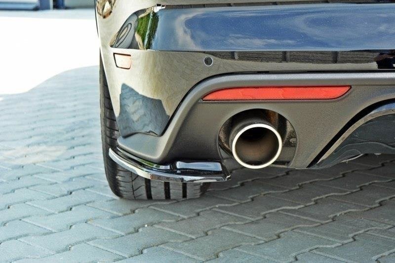 Achterzij Spoilers Ford Mustang GT Mk6 Glanzend Zwart