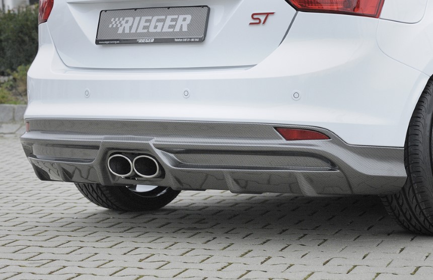 Diffuser Ford Focus 3 ST dubbele uitlaatpijp Rieger carbon-look